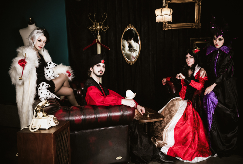 Illustration for article titled Disney Villains Get Together For Some Evil Scheming